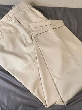 Chaps Men's Light Tan Pleated Chino Pants 48x30